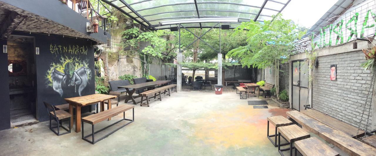 Bat & Arrow Hotel Padang  Exterior foto