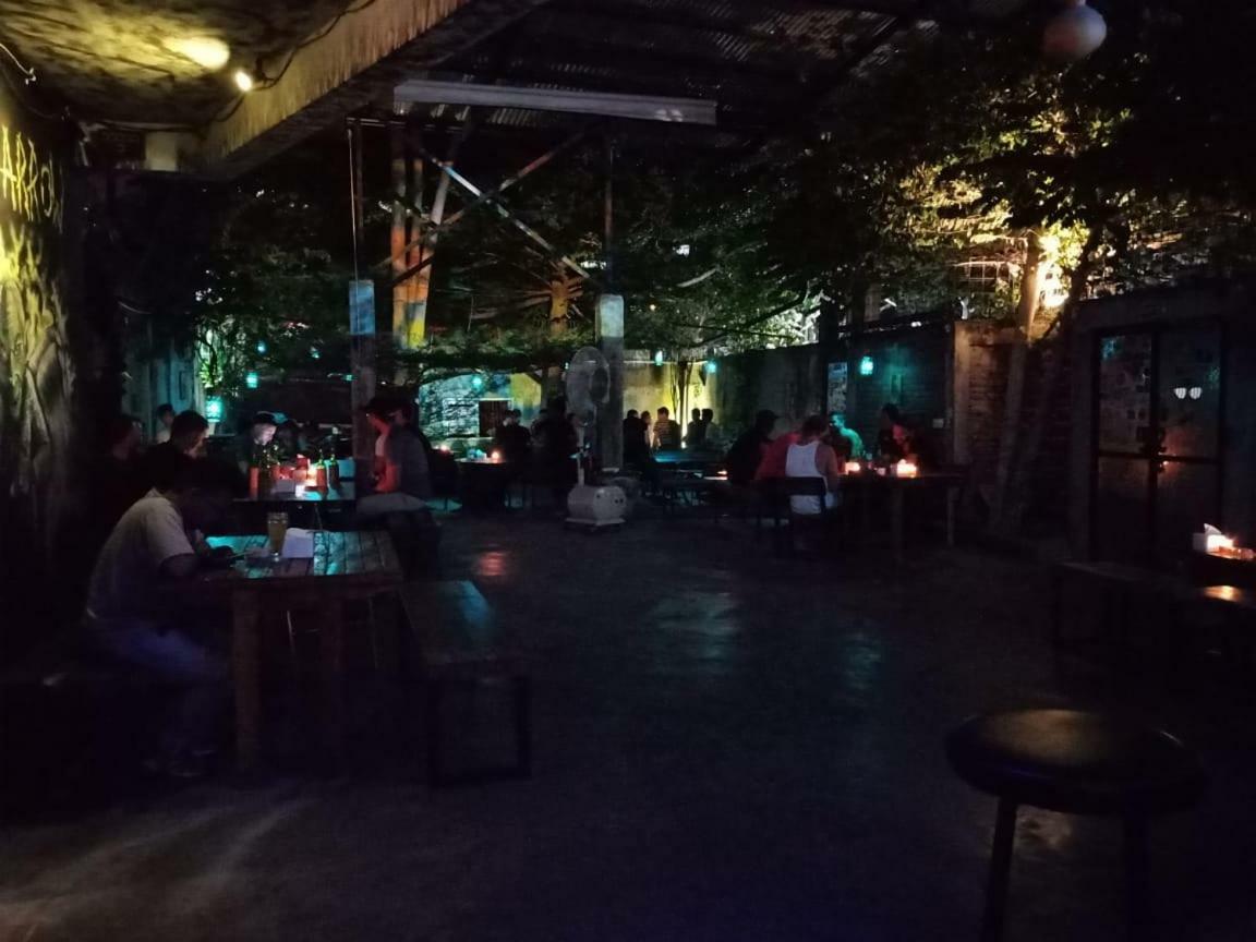 Bat & Arrow Hotel Padang  Exterior foto