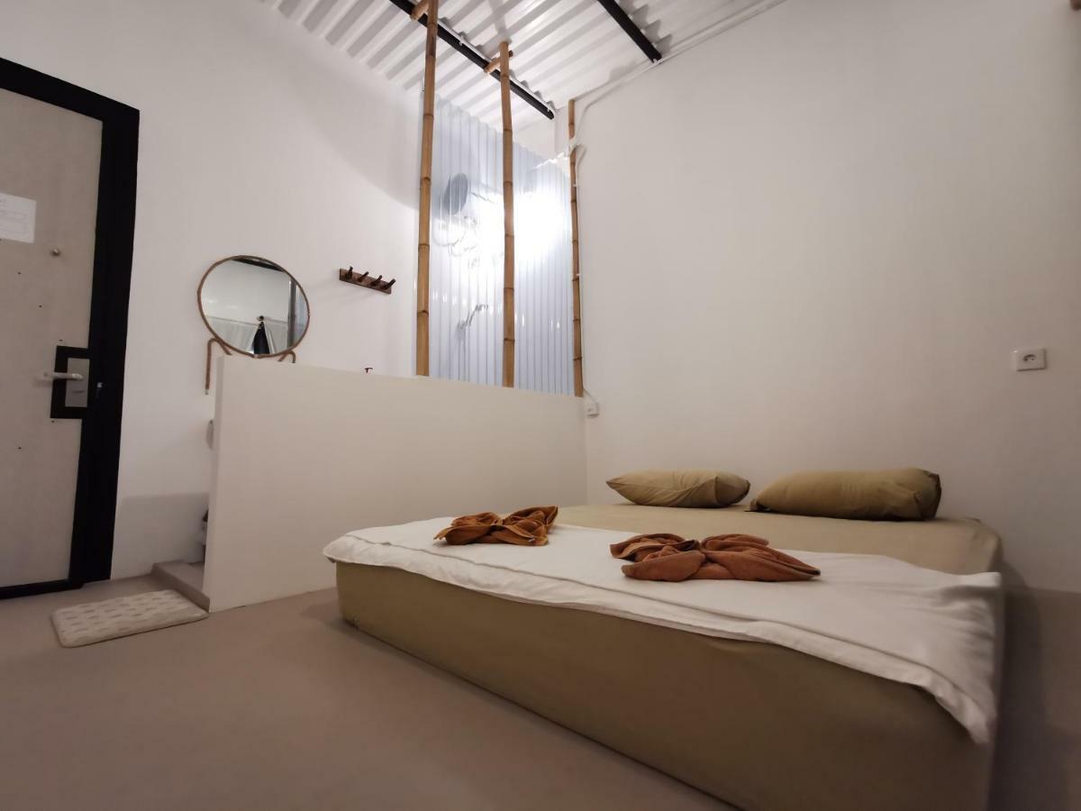 Bat & Arrow Hotel Padang  Cameră foto