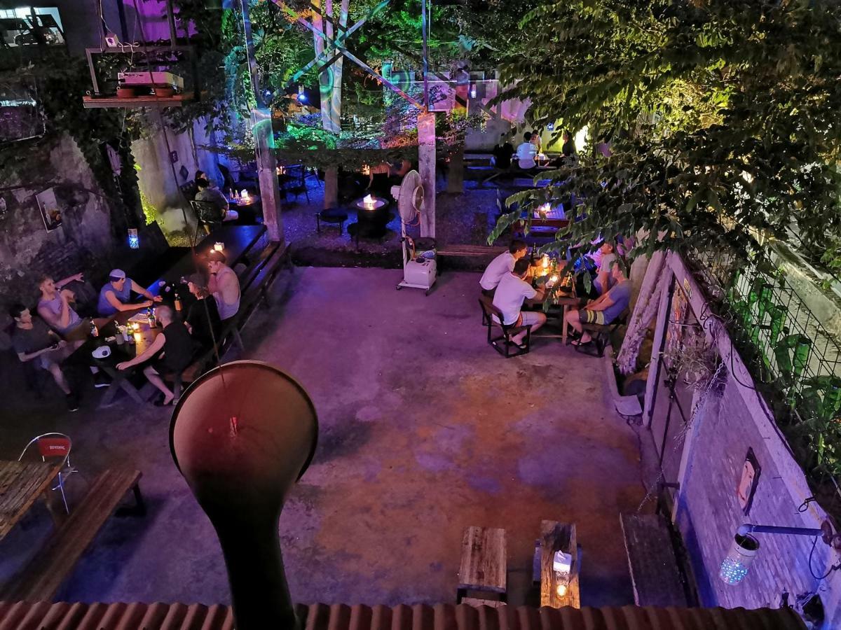 Bat & Arrow Hotel Padang  Exterior foto